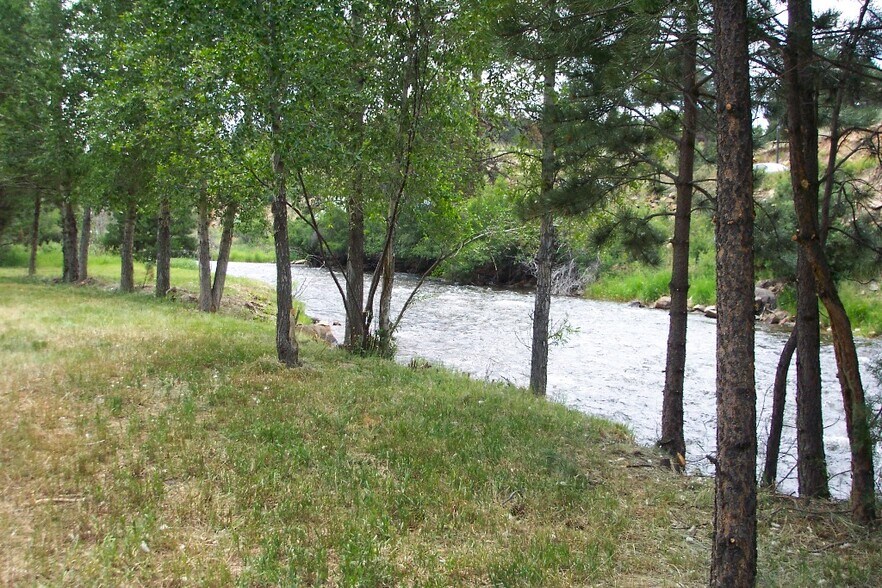 460 Prospect Village Dr., Estes Park, CO à louer - Photo de l’immeuble – Image 2 sur 2