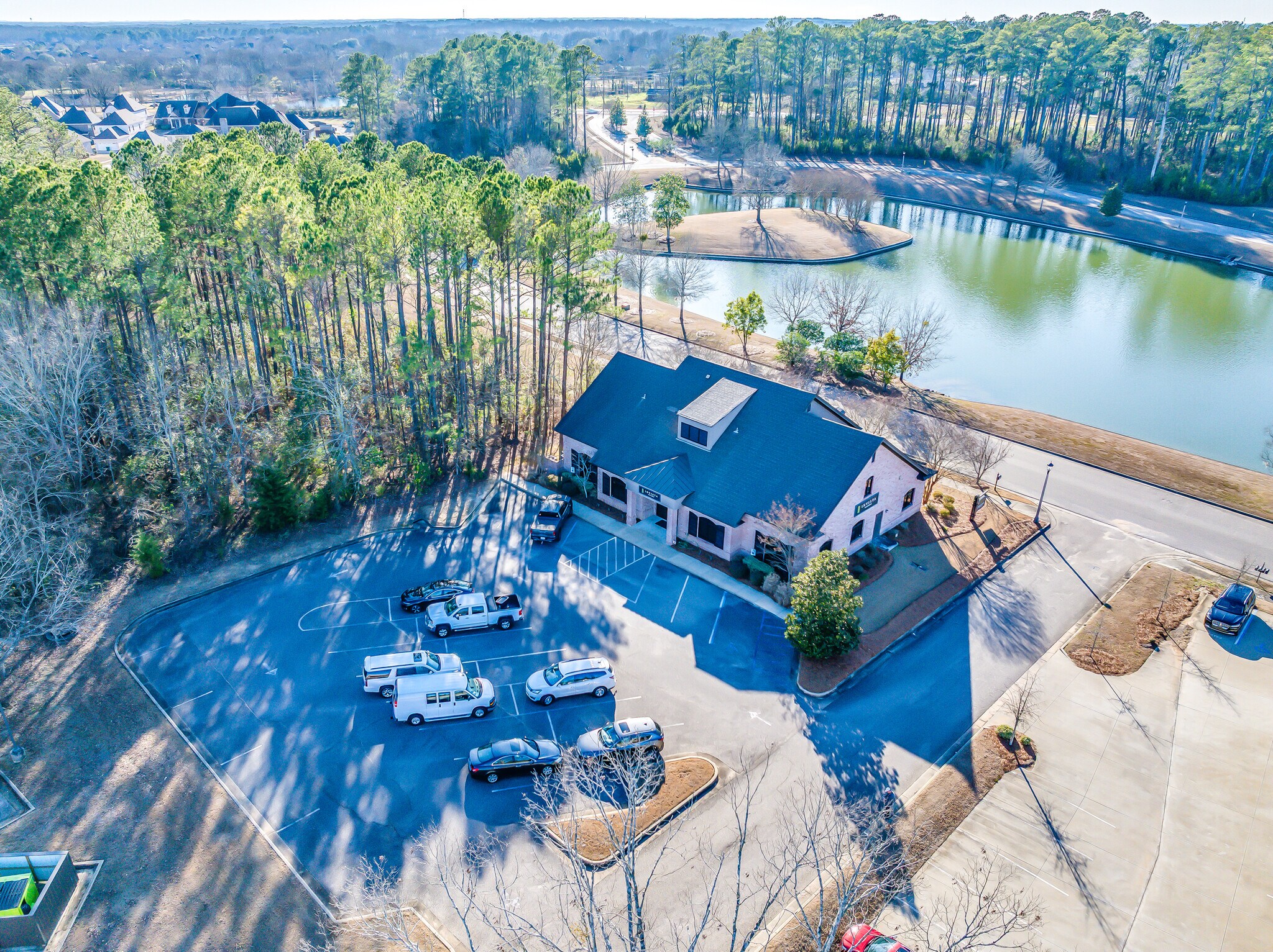 350 Leavell Cir, Montgomery, AL à vendre Photo principale– Image 1 sur 13