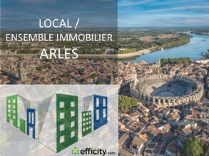 Arles, BDR - Vue aérienne vue de carte