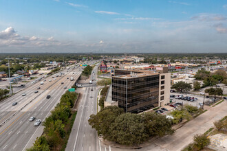 12605 East Fwy, Houston, TX - VUE AÉRIENNE  vue de carte - Image1