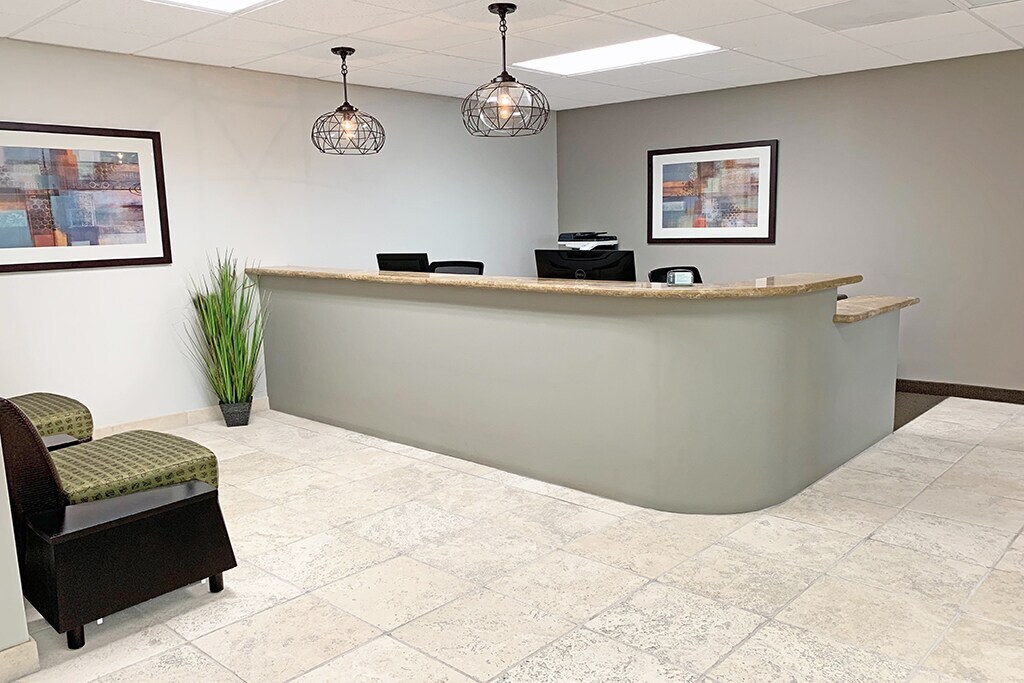 41593 Winchester Rd, Temecula, CA à louer Photo principale– Image 1 sur 7