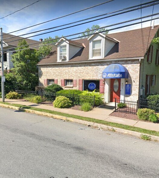 401 Main St, Stockertown, PA à vendre - Photo de l’immeuble – Image 3 sur 4