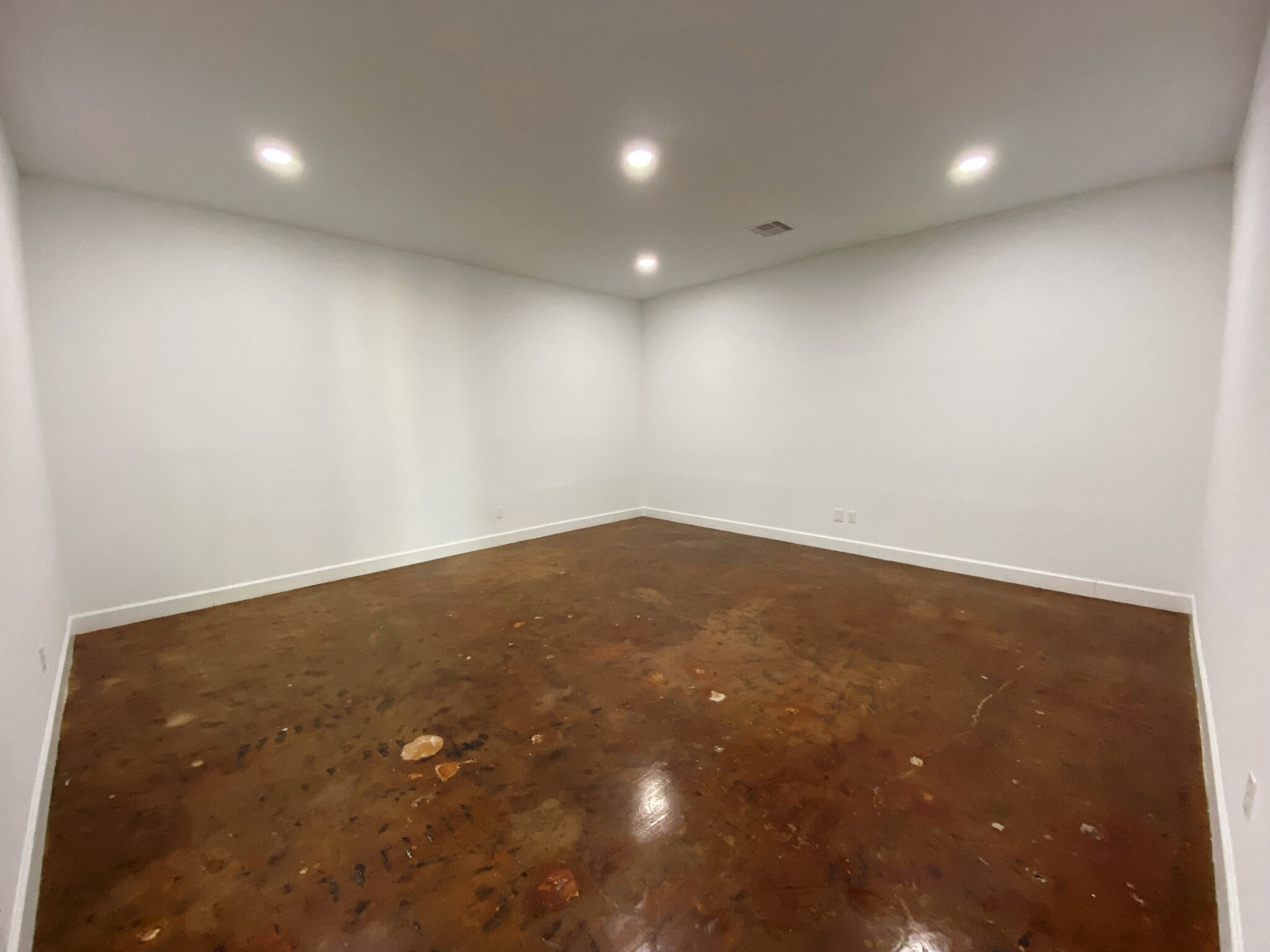 619 Jackson Ave, Pasadena, TX à vendre Photo intérieure– Image 1 sur 17