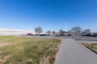 Plus de détails pour 1700 Schuster Rd, Delano, CA - Industriel/Logistique à vendre