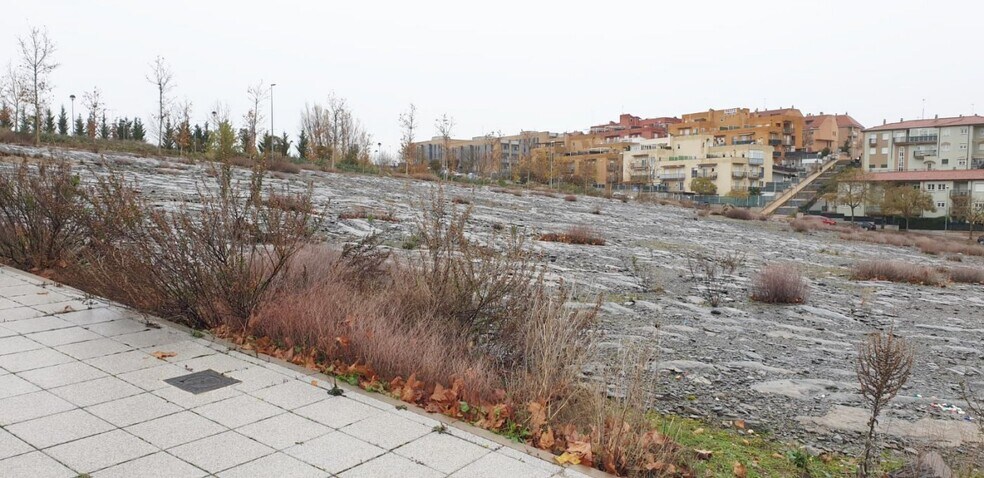 Terrain dans Salamanca, Salamanca à vendre - Photo principale – Image 2 sur 11