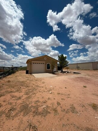 Plus de détails pour 13618 Emma Ln, El Paso, TX - Local d'activités à louer