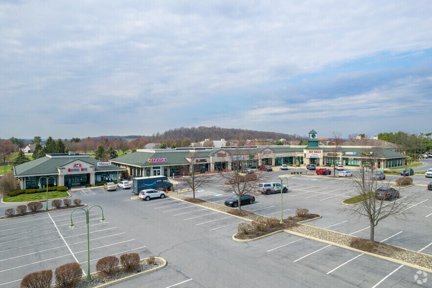 72-98 Commerce Dr, Wyomissing, PA à vendre - Photo de l’immeuble – Image 3 sur 6