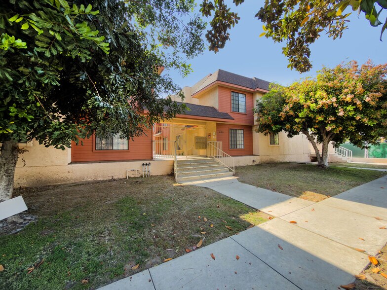 403 Porter St, Glendale, CA à vendre - Photo de l’immeuble – Image 2 sur 12
