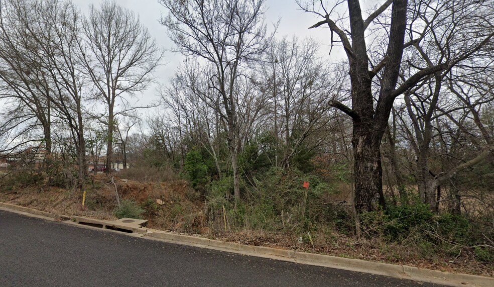 1140 Doctors Dr, Tyler, TX à vendre - Photo de l’immeuble – Image 3 sur 6