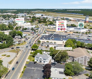 Plus de détails pour 300 Barnstable Rd, Hyannis, MA - Bureau à vendre