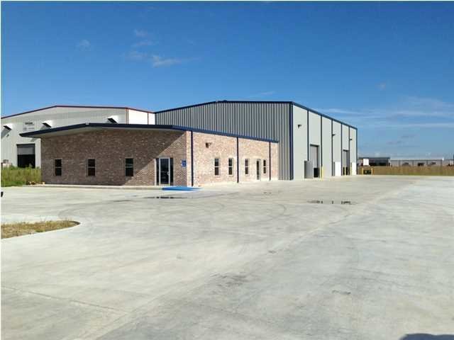 1034 Wall Rd, Broussard, LA à louer - Photo de l’immeuble – Image 3 sur 11