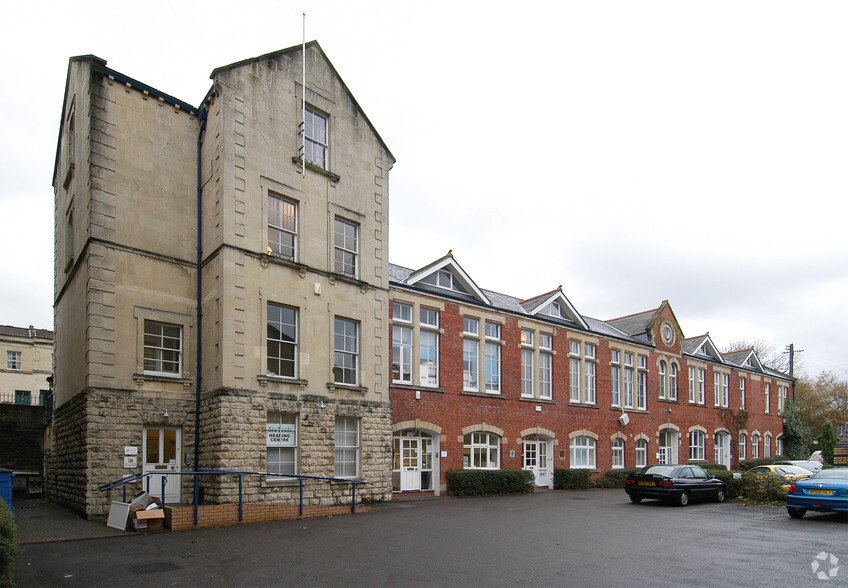 Upper Bristol Rd, Bath à vendre - Photo de l’immeuble – Image 3 sur 21