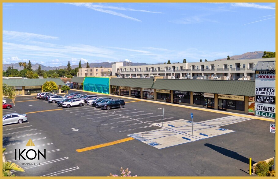 9545 Reseda Blvd, Northridge, CA à louer - Photo de l’immeuble – Image 1 sur 2