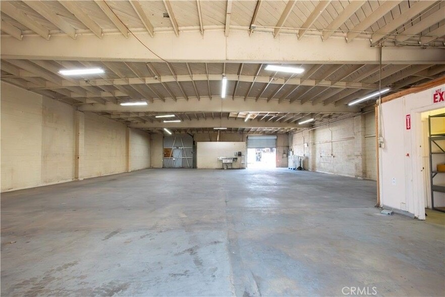133-137 E 162nd St portefeuille de 2 biens à vendre sur LoopNet.fr - Photo intérieure – Image 3 sur 3