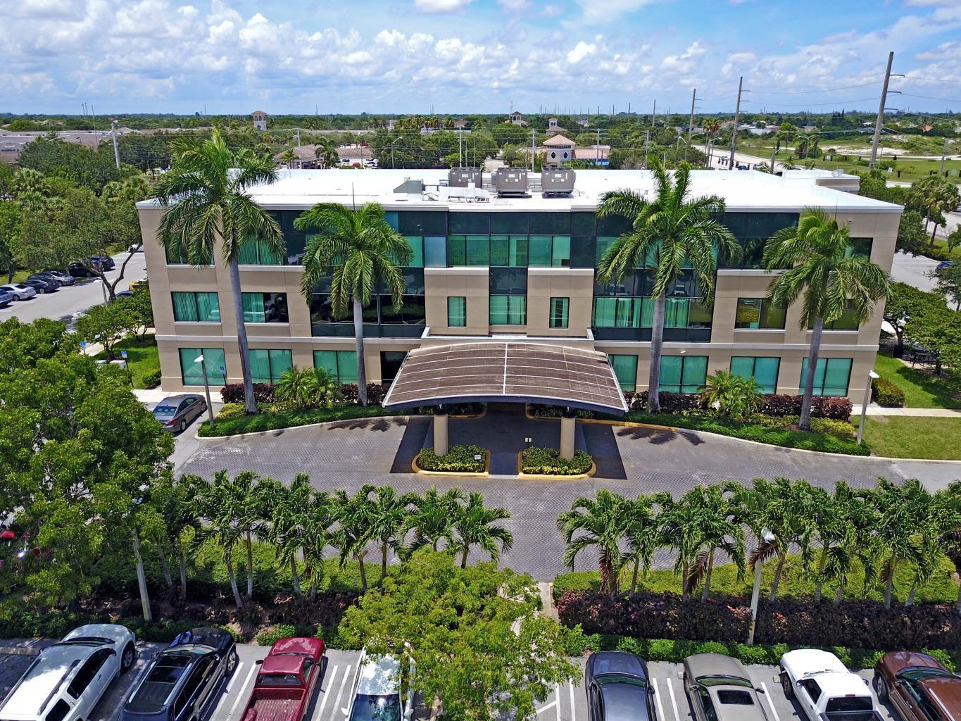 10075 Jog Rd, Boynton Beach, FL à louer Aérien– Image 1 sur 3