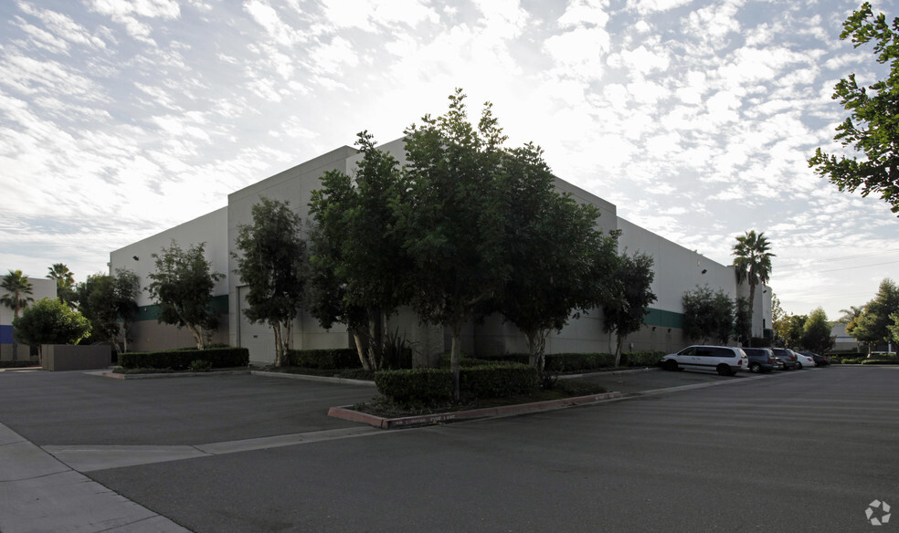 4115 Schaefer Ave, Chino, CA à louer - Photo principale – Image 1 sur 4