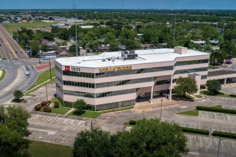 1501 E Mockingbird Ln, Victoria, TX à louer Photo principale– Image 1 sur 3