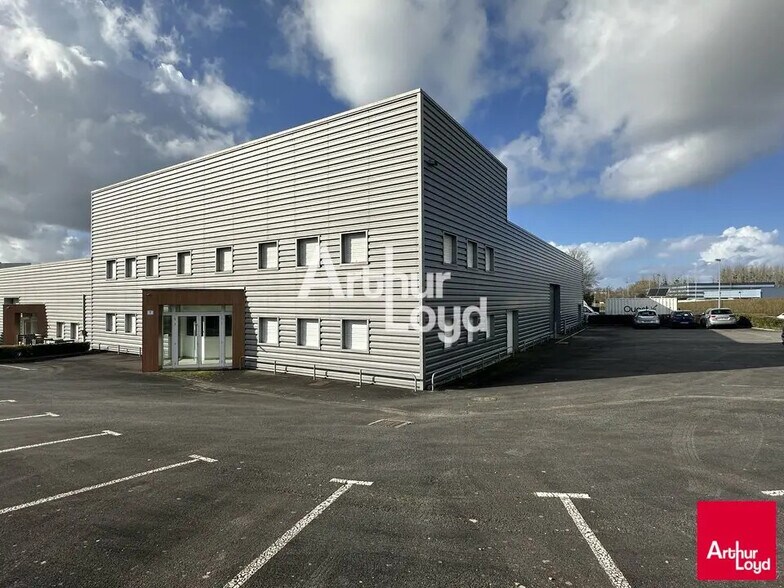 Local d’activités dans Vern-sur-Seiche à louer - Photo de l’immeuble – Image 1 sur 6