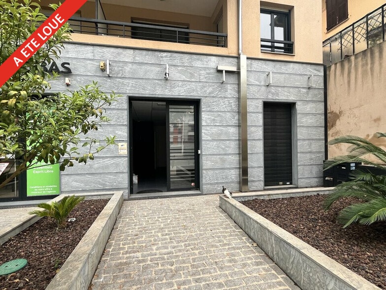 Local commercial dans Nice à louer - Photo de l’immeuble – Image 3 sur 6