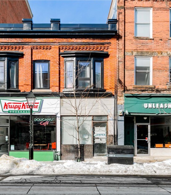 828-830 College St, Toronto, ON à louer Photo principale– Image 1 sur 4