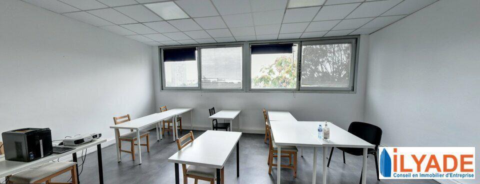26 Boulevard Gay Lussac, Marseille à louer - Photo de l’immeuble – Image 2 sur 2