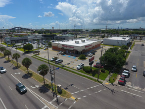 4200 Chef Menteur Hwy, New Orleans, LA - VUE AÉRIENNE  vue de carte