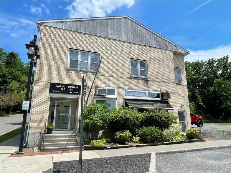 112 Brooklea Dr, Fayetteville, NY à louer - Photo de l’immeuble – Image 3 sur 11