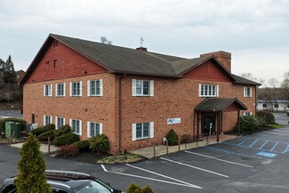 Plus de détails pour 100 Stockade Dr, Kingston, NY - Bureau à louer