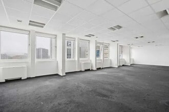 Bureau dans Clichy à vendre Photo intérieure– Image 2 sur 10