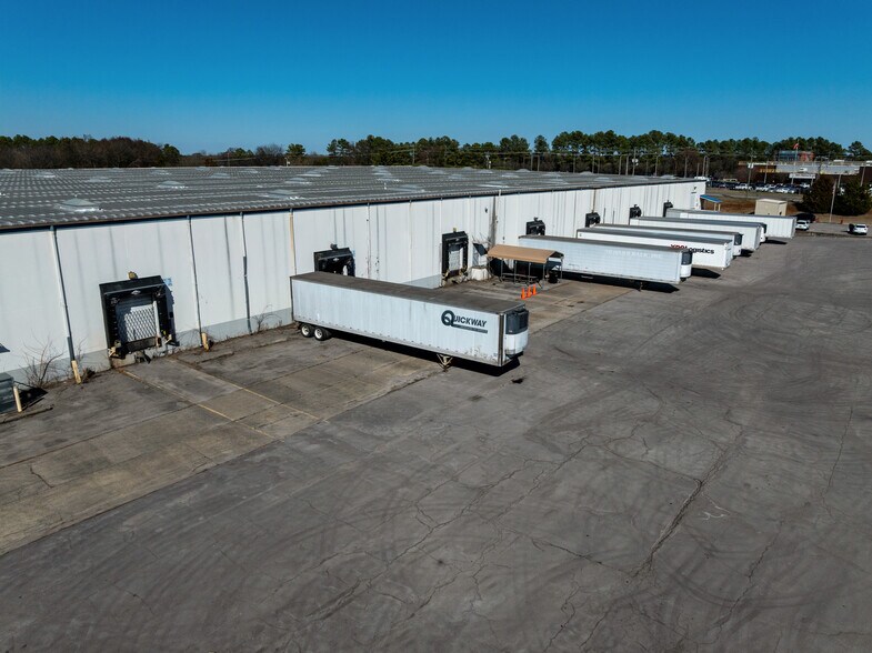 606 Butler Dr, Murfreesboro, TN à louer - Photo de l’immeuble – Image 3 sur 11