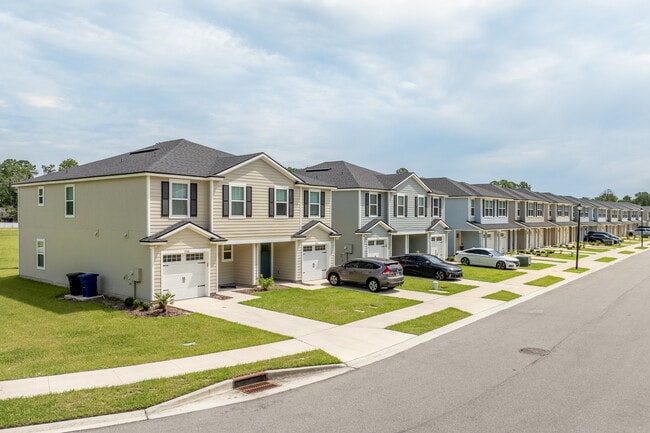 Plus de détails pour 9805 Trout Tides Blvd, Jacksonville, FL - Logement aux enchères