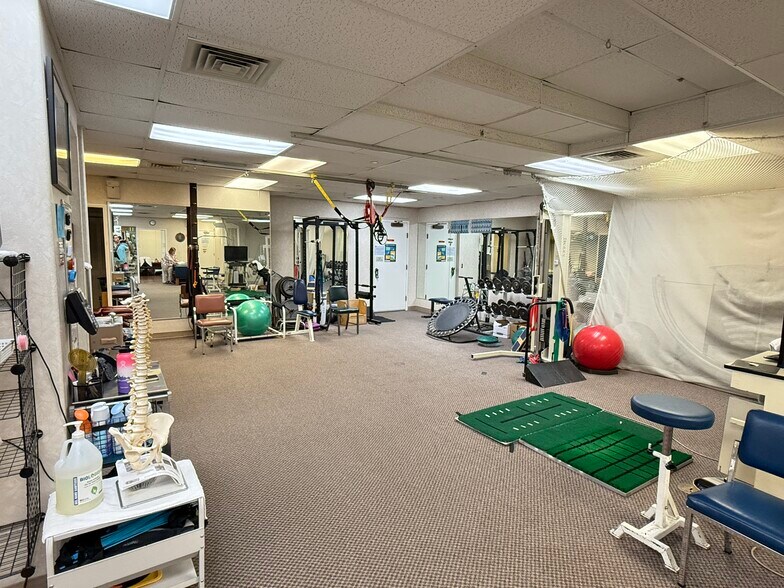 725 Kapiolani Blvd, Honolulu, HI à vendre - Photo de l’immeuble – Image 3 sur 12