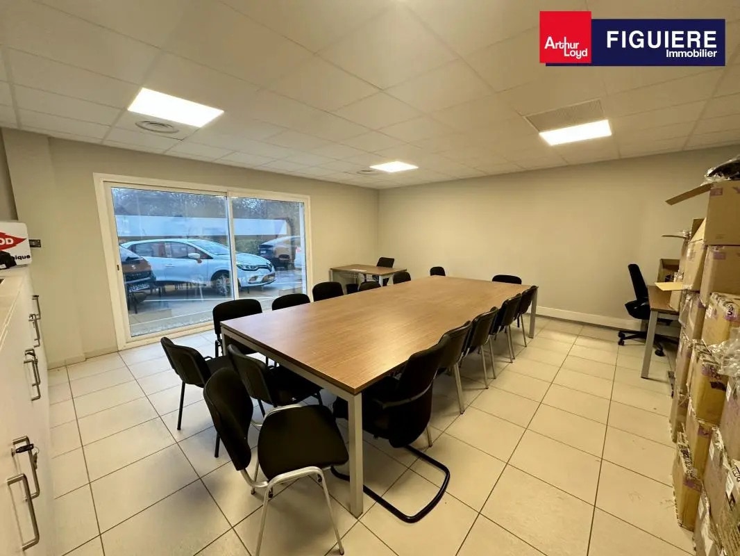 1 Rue Guy De Maupassant, Les Pennes-Mirabeau à louer Photo de l’immeuble– Image 1 sur 8