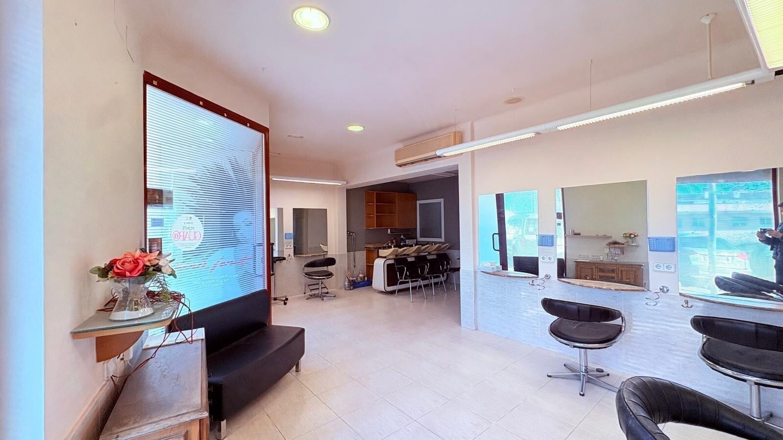 Castellar del Vallès, BAR 08211 - Lot - -  - Photo intérieure - Image 1 of 18