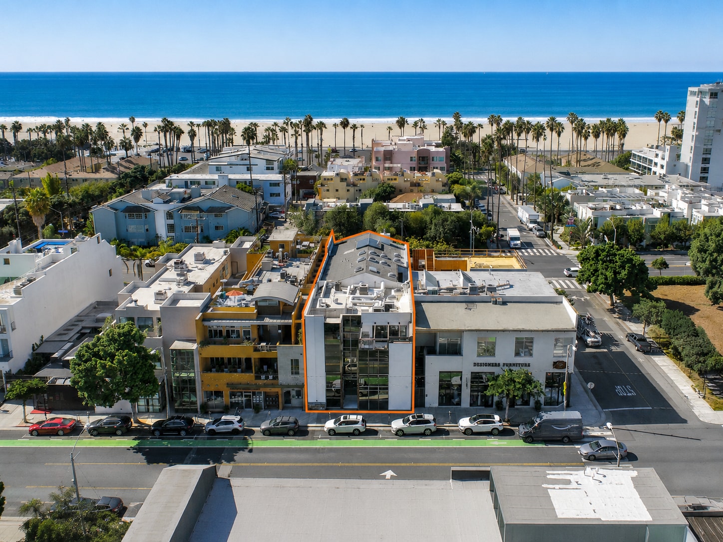 2210 Main St, Santa Monica, CA à vendre Photo principale– Image 1 sur 24