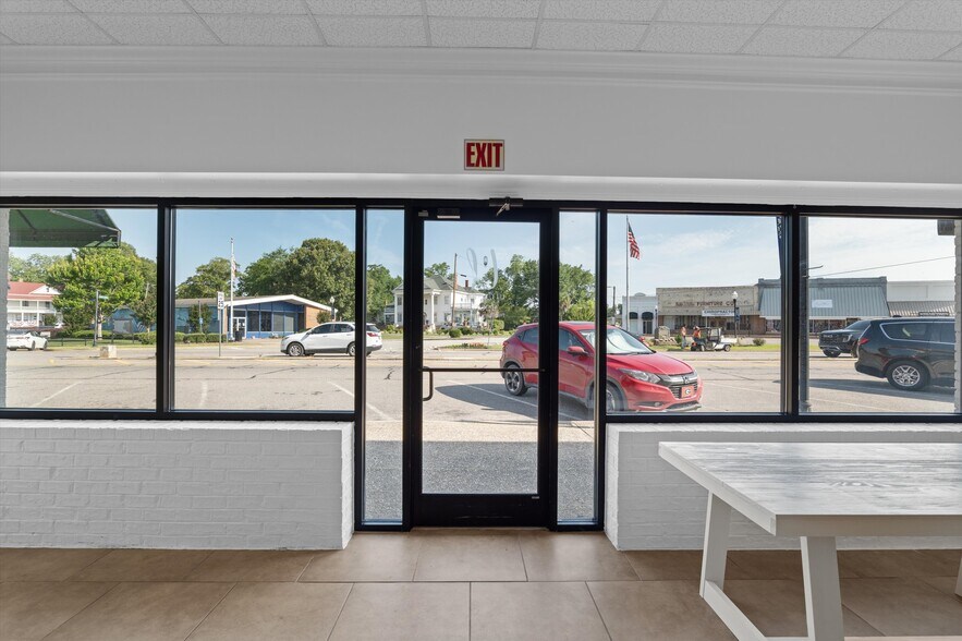 208 Broad St, Wrens, GA à vendre - Photo de l’immeuble – Image 3 sur 23