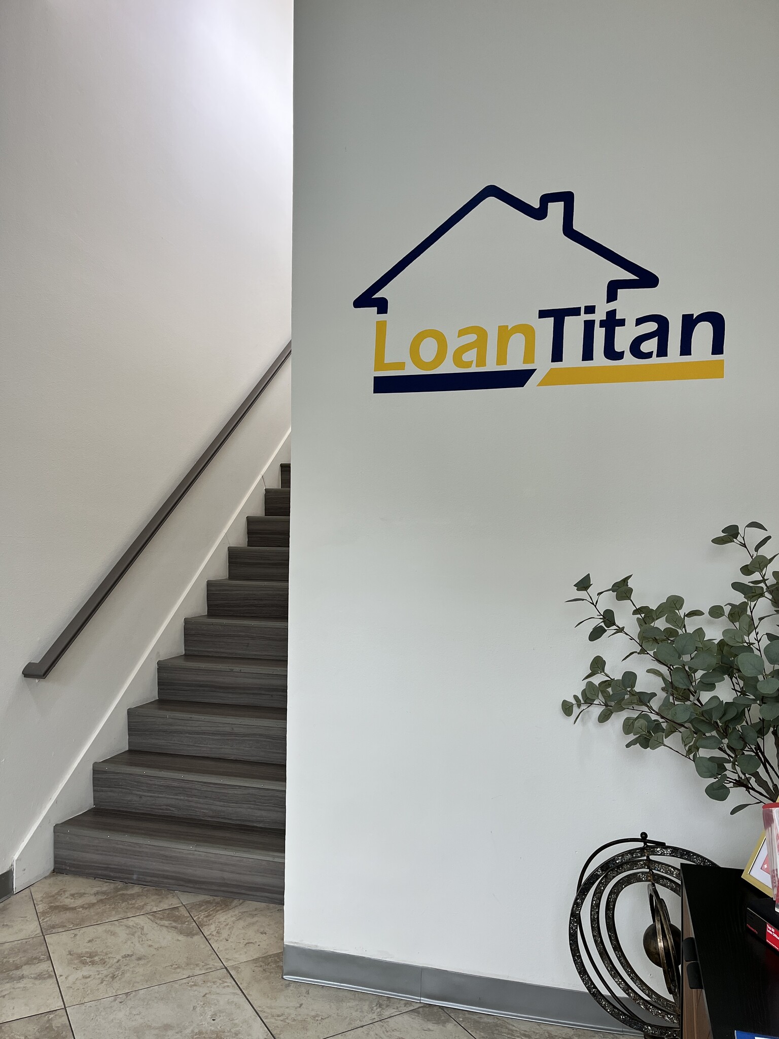 36 S Kinneloa Ave, Pasadena, CA à louer Photo de l’immeuble– Image 1 sur 11