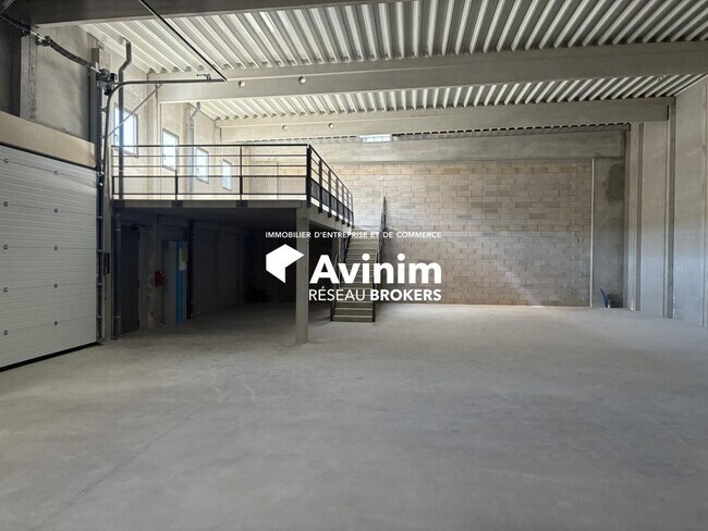 Plus de détails pour Industriel/Logistique à vendre