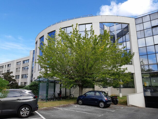 Plus de détails pour Allée Haussmann, Bordeaux - Bureau à louer