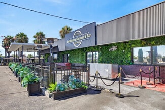 Plus de détails pour 7121 Governors Cir, Sacramento, CA - Local commercial à vendre