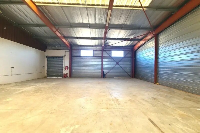 Local d’activités dans Béziers à louer - Photo intérieure – Image 2 sur 3