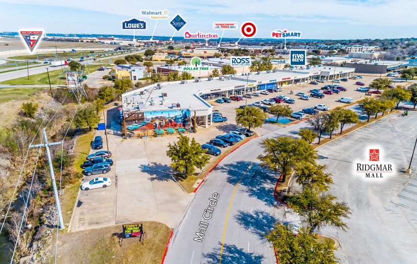 1700-1760 Mall Cir, Fort Worth, TX à louer Photo de l’immeuble– Image 1 sur 19