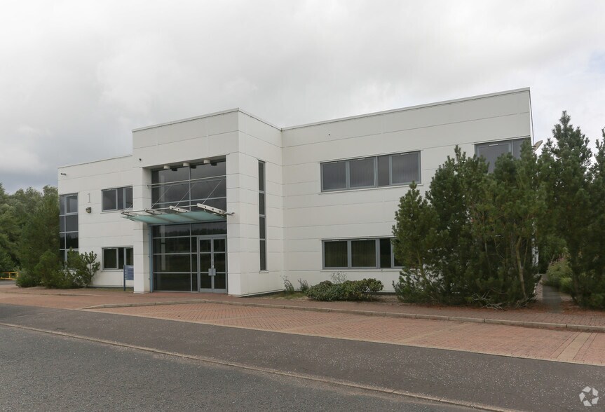 1 Langlands Gate, East Kilbride à louer - Photo de l’immeuble – Image 2 sur 2