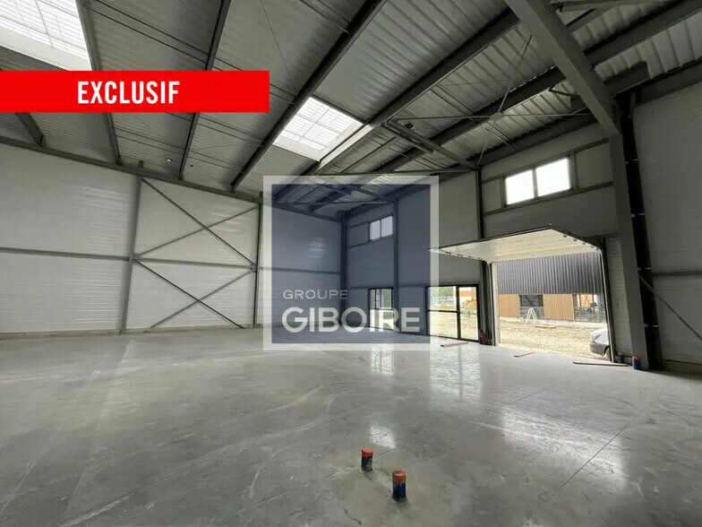 Industriel/Logistique dans Goven à louer - Photo de l’immeuble – Image 3 sur 4
