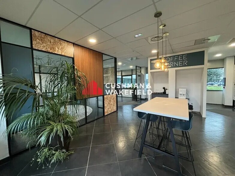 308 Allée Du Lac, Labège à louer - Hall d’entrée – Image 2 sur 14