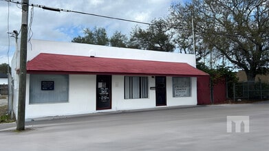 100 NW 1st St, Hallandale Beach, FL à louer Photo intérieure– Image 2 sur 11