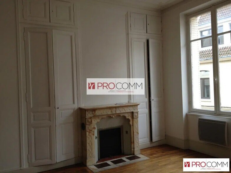 Bureau dans Chartres à louer - Photo de l’immeuble – Image 1 sur 3