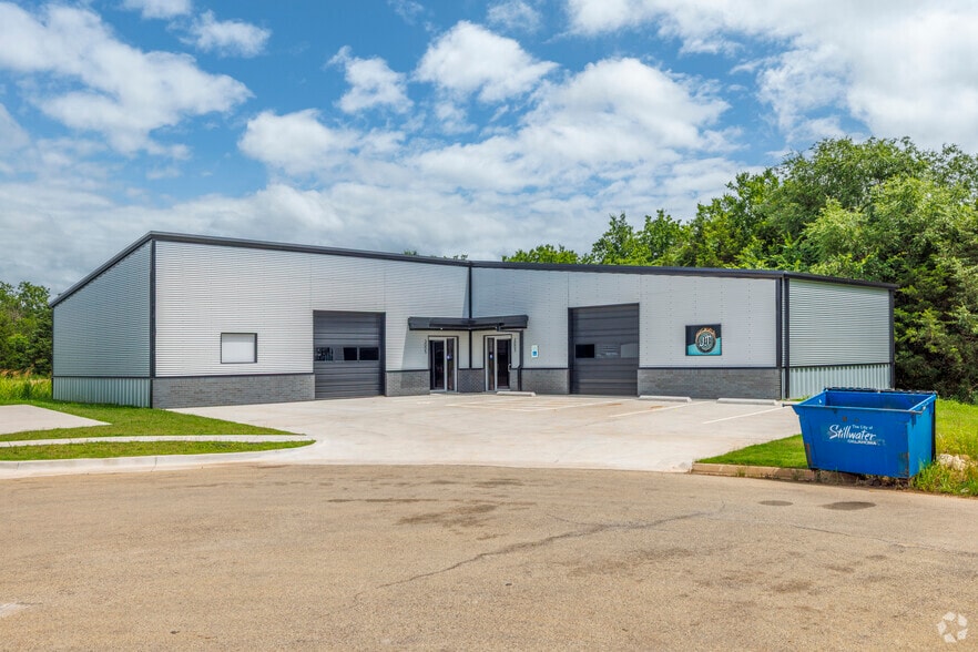 3003-3005 N Park Dr, Stillwater, OK à vendre - Photo principale – Image 1 sur 18
