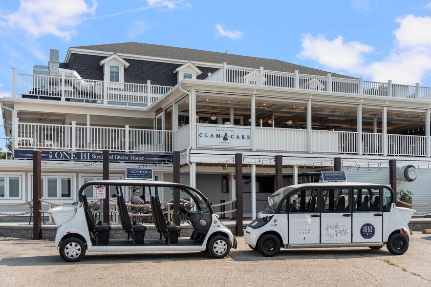 212 Water St, Block Island, RI à vendre - Photo de l’immeuble – Image 2 sur 95