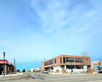 Plus de détails pour 10140 101 Ave, Lac La Biche, AB - Bureau à vendre